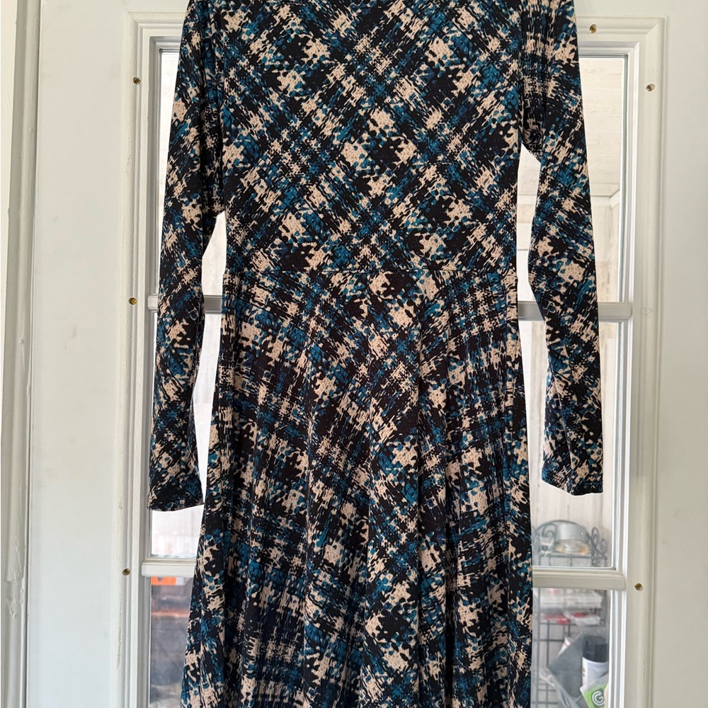 Gilli Elegant Blue and Black Patterned Dress - Picture 4 of 5